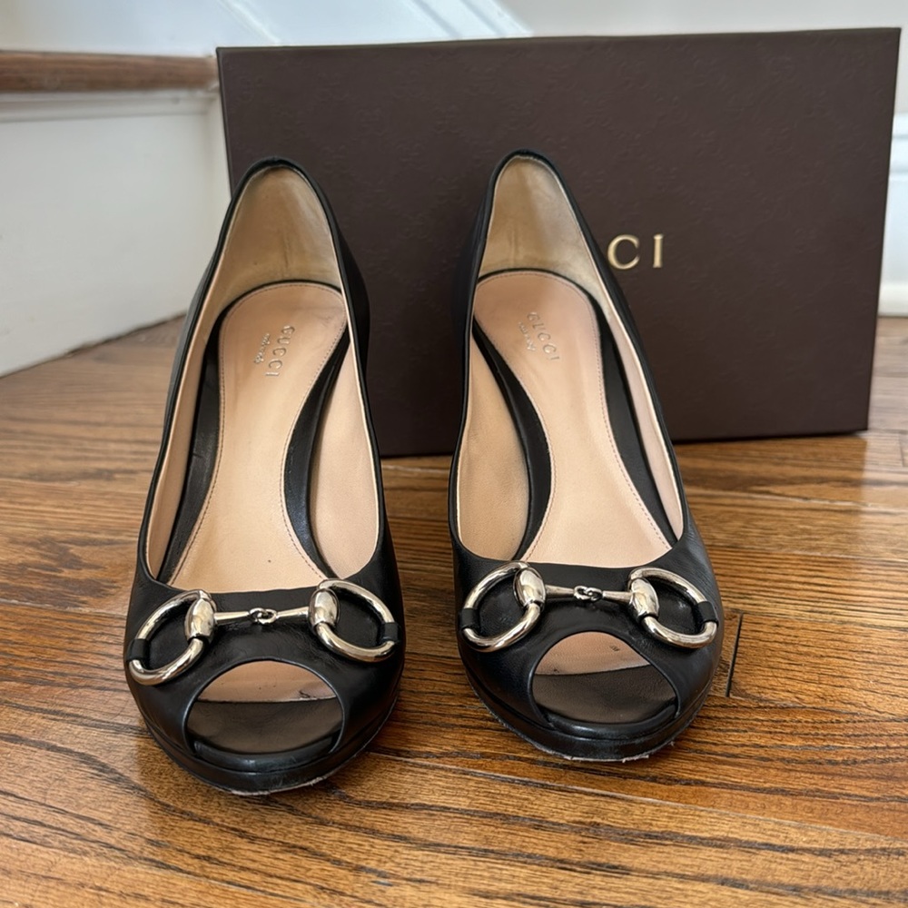 GUCCI Shoes - Picture 2 of 11
